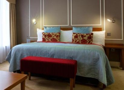 London Chigwell Prince Regent, BW Signature Collection - 27