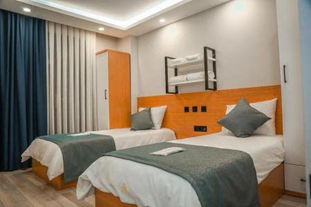 White Golden Suite - 12