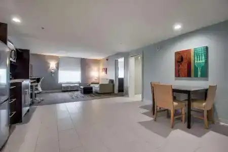 Home2 Suites By Hilton Dfw Airport South - 41