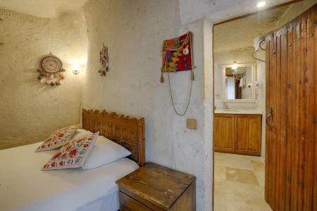 Tulip Cave Suites - 74