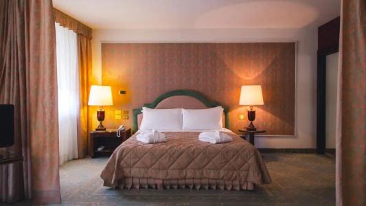 Grand Excelsior's - 181