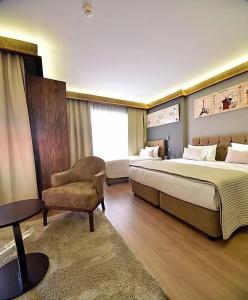The Elegant - 71