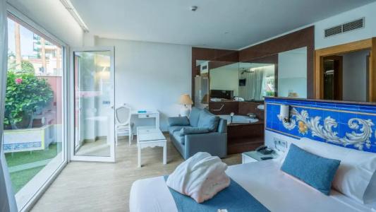 Blue Sea Costa Jardin & Spa - 90