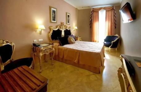 Adriano Boutique Sevilla - 105