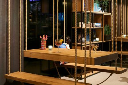 Moxy Amsterdam Schiphol Airport - 19