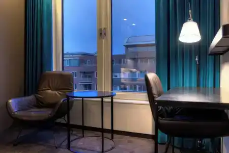 One Amsterdam-Waterlooplein - 54