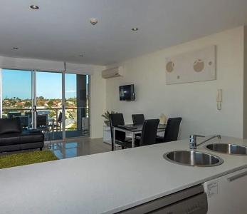 The Chermside - 70