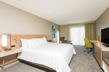 Hilton Garden Inn East - 27