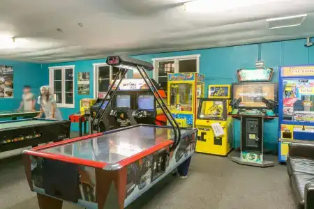Christchurch Top 10 Holiday Park - 10