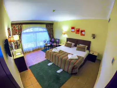 Royal Regency Club - 3