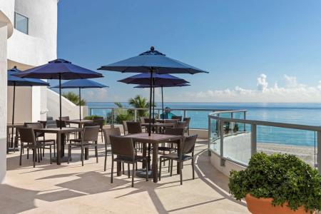 DoubleTree by Hilton Ocean Point - North Miami Beach - 23