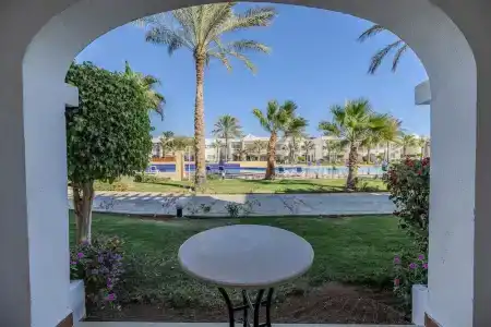 Continental Plaza Aqua Beach - 72