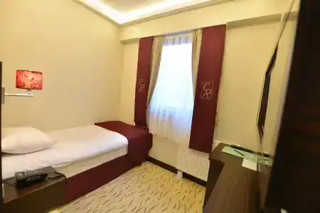 Golden Siyav - 22