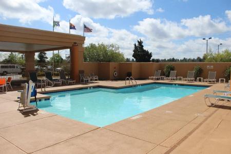 Holiday Inn Express, An Ihg - 13