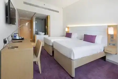 Premier Inn Dubai Ibn Battuta Mall - 7