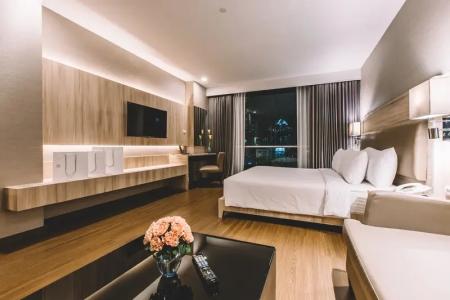 Adelphi Suites Bangkok - Sha Extra Plus - 48