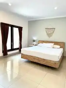 Radha Bali - 27