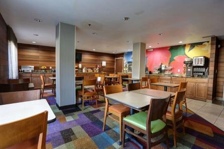 Holiday Inn Express & Suites Phoenix - West, an IHG - 27
