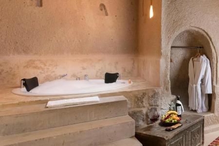 Cappa Via Cave - 102