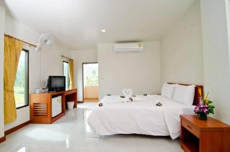 Diamond Place - 2