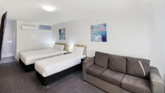Best Western Cattle City Motor Inn - 97