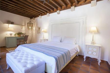 Saint Artemios and Oriental Suites - 2