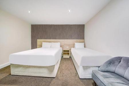 Oyo London 24 Sussex - 20