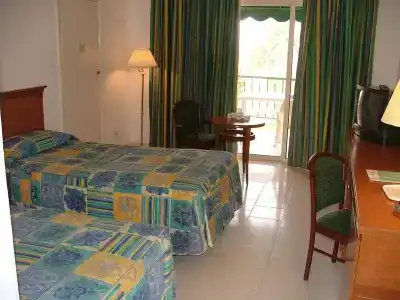 Dead Sea Marriott & Spa - 1