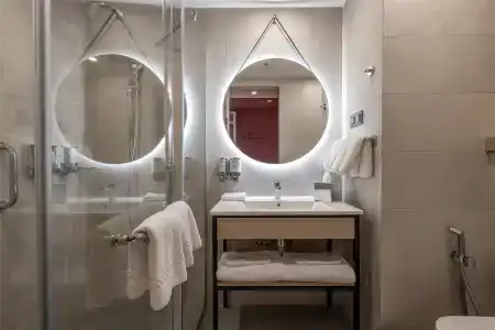 Hampton by Hilton Center - 24