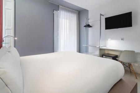 B&B Madrid Centro Fuencarral 52 - 73