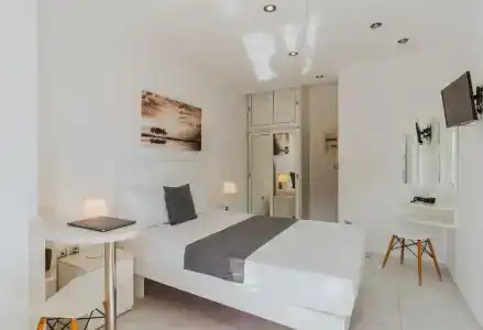 Vithos Seaside Aparthotel - 220