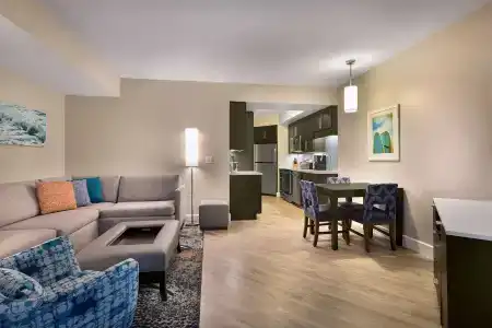 Hilton Grand Vacations Club Ocean 22 - 28