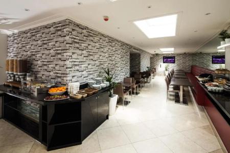 London House - 19