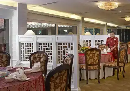 Royale Chulan - 18