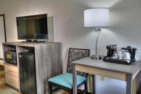 Pigeon River Inn - 73
