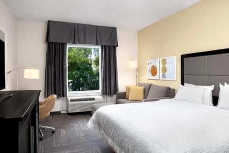 Hampton Inn Hallandale Beach-Aventura - 30