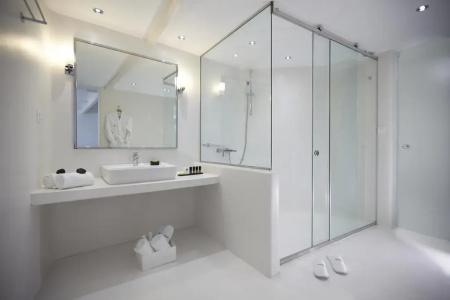 Dreams Luxury Suites - 7