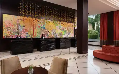 Hilton - 7