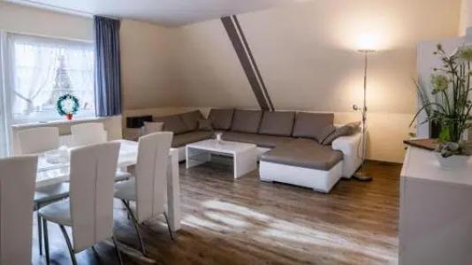 ApartBenen Diken - 0