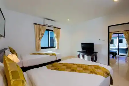 Capital o75345 Praewa Villas Naiyang Phuket - 1