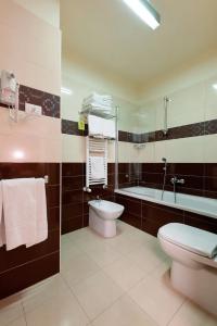 Hb Aosta & Balcony Spa - 47