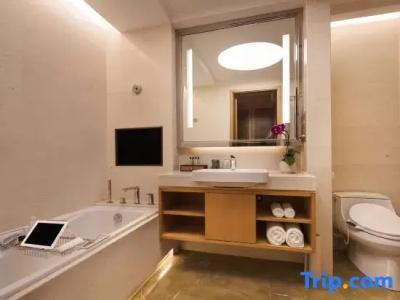 Sheraton Nanjing Kingsley & Towers - 204