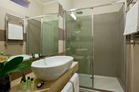 Seven Suites - 7