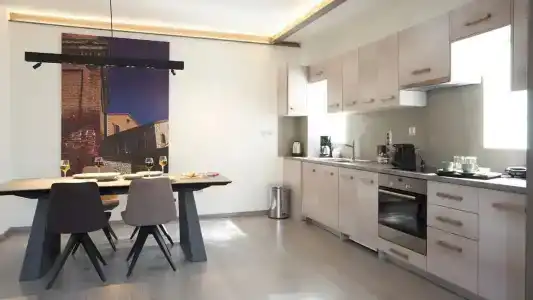 Athenian Residences - 193