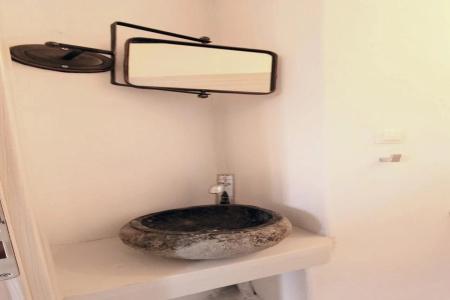 Mesanto Luxury Suites - 8
