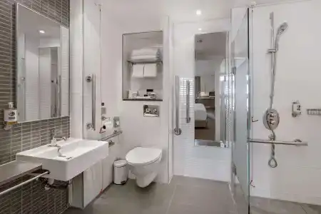 DoubleTree by Hilton London - Tower of London - 8