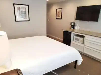 Coronado Inn - 16