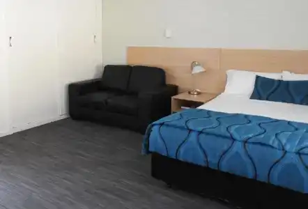Urangan Motor Inn - 73