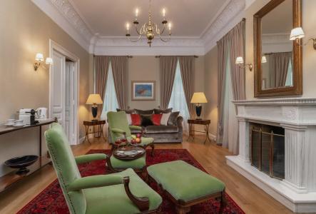 Noble Suites - 12