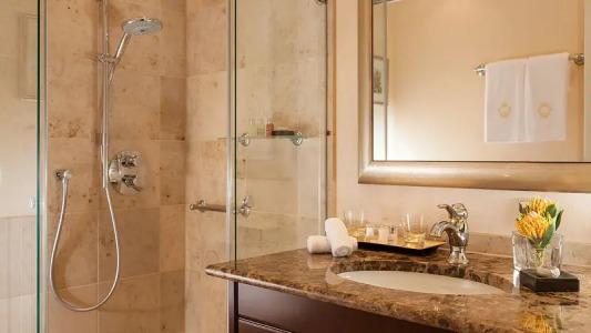 Relais & Châteaux Bülow Palais - 38